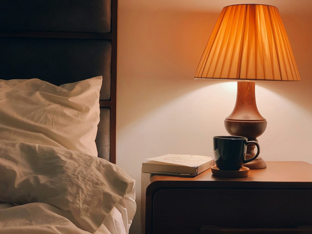Bedside table lamp