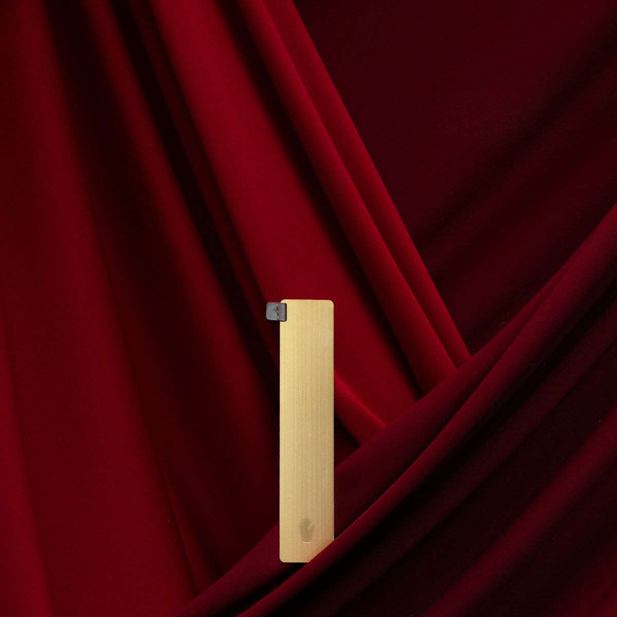 Metal bookmark set