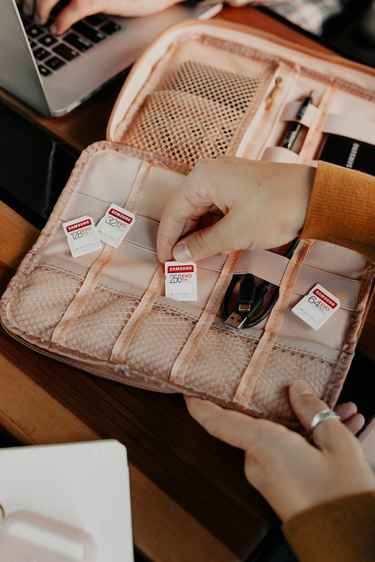 Travel organiser pouch
